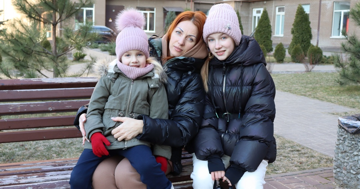 Історія родини з Дніпра: "Тепер ми маємо жити без Міші, а Маруся й досі чекає татка вдома"