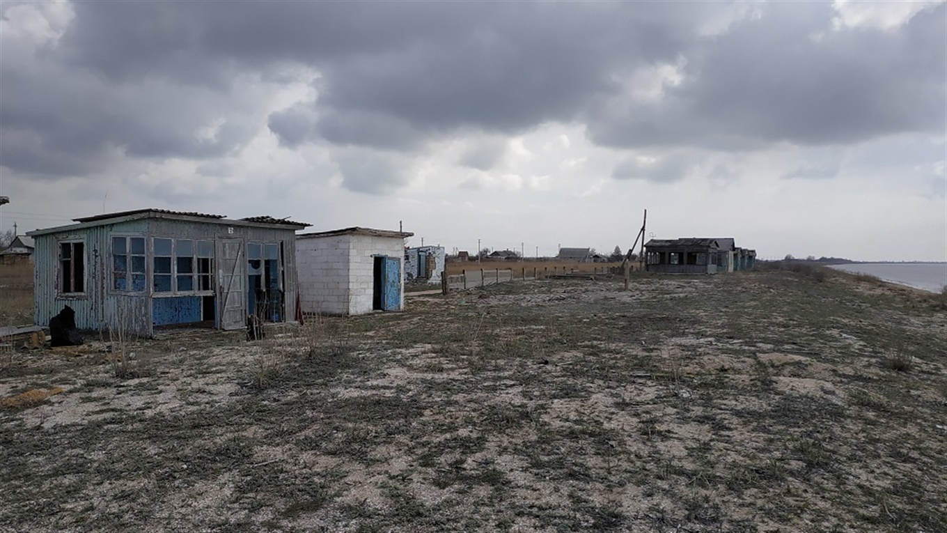 «Укрпошта» продает развалины на берегу Азовского моря. Что там было раньше?