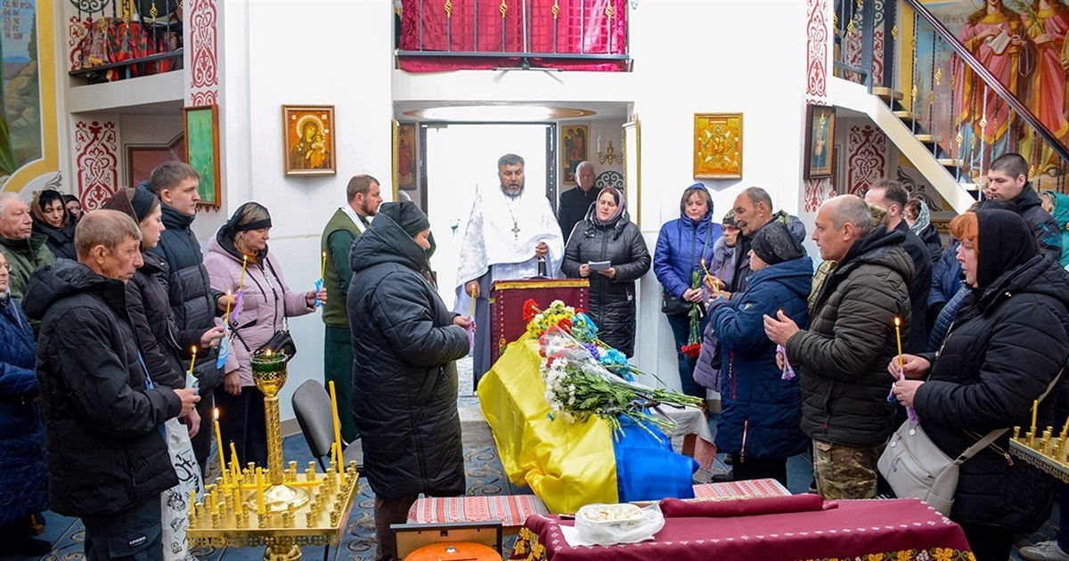 Став на заваді ворожій орді - на Кагарличчині провели в останню дорогу воїна Олексія Шевченка