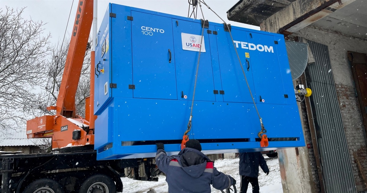 КП "Звягельтепло" отримало когенераційну установку від американських партнерів: деталі