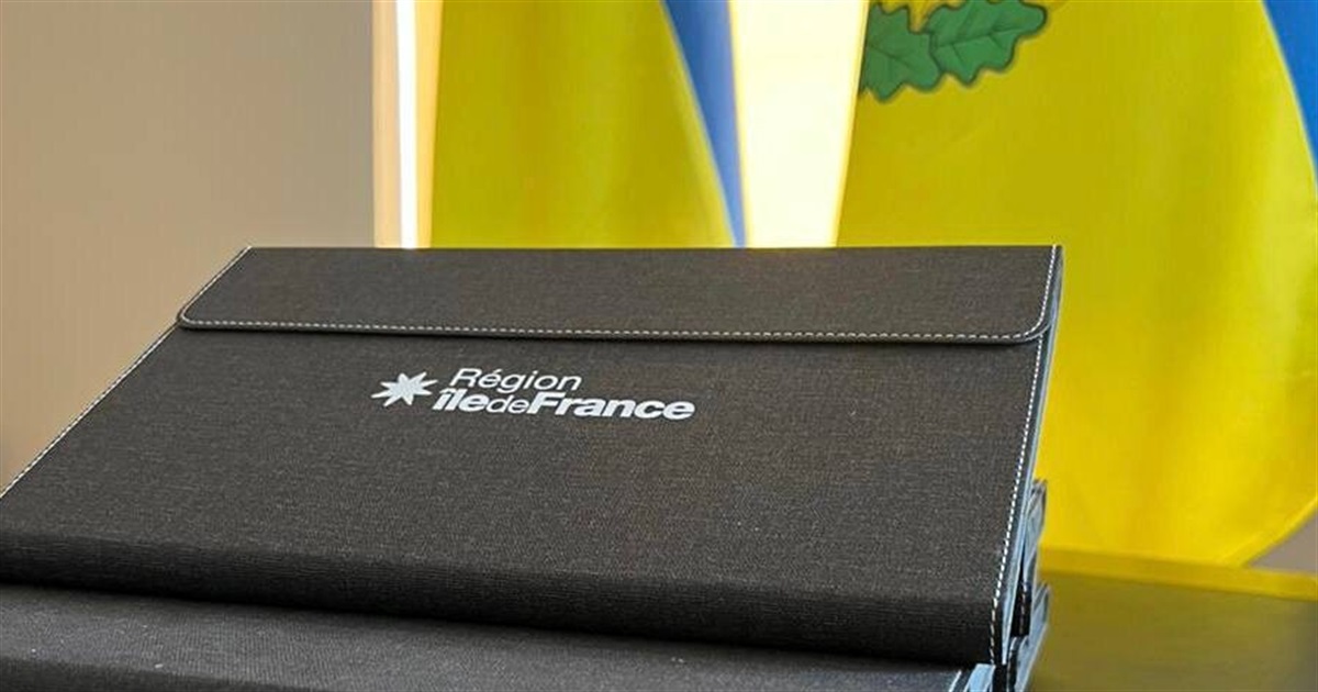 Три опорні заклади освіти Кагарлицької громади отримали планшети для навчання дітей
