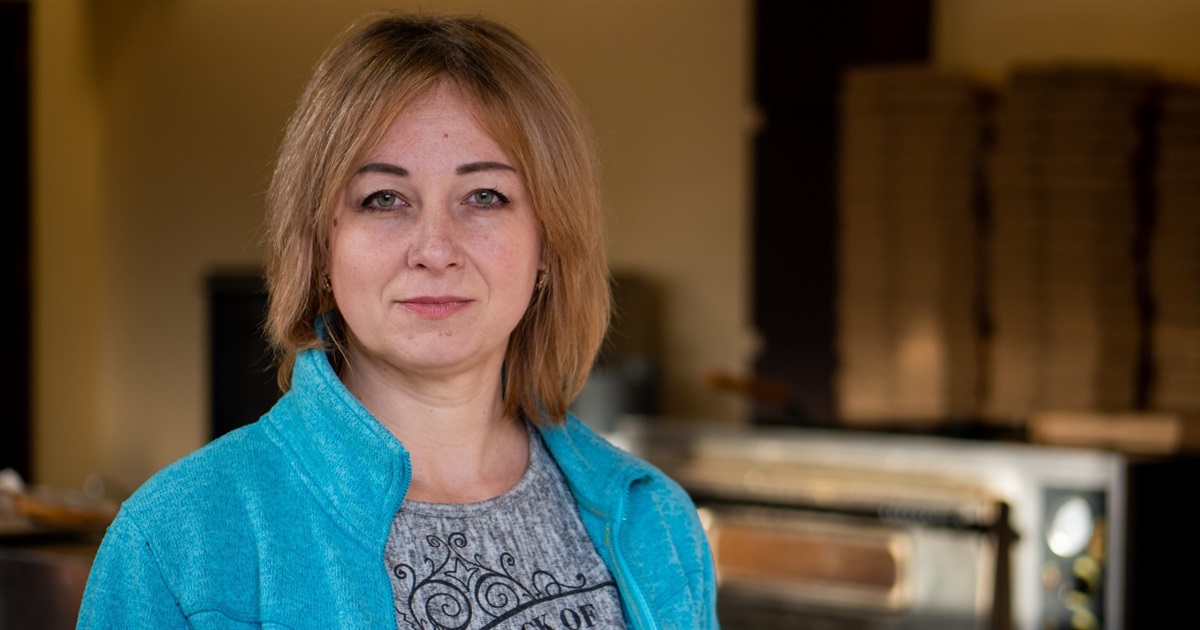 Цю піцерію в Києві відкрила переселенка Ольга Залуговська. Вона ризикнула — і опанувала нову справу