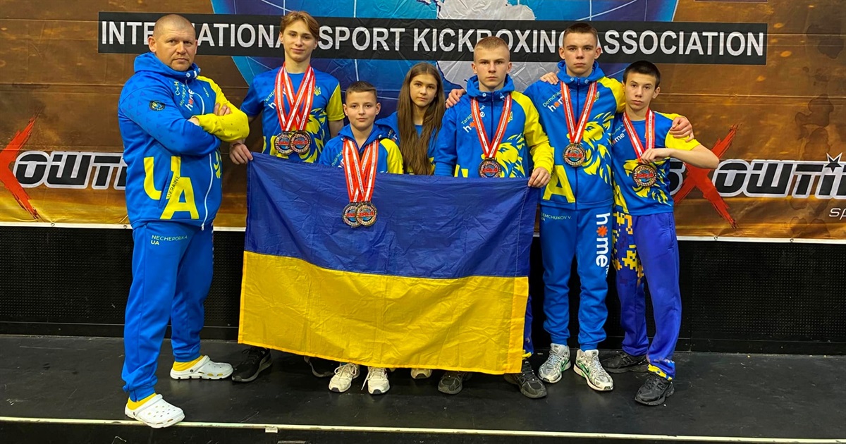 Спортсмени зі Жмеринки здобули 7 медалей на чемпіонаті світу з кікбоксингу