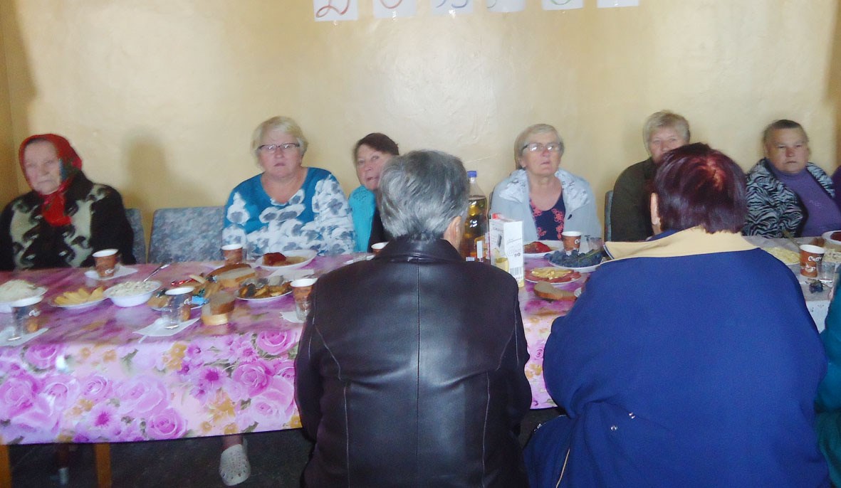 Миролюбівка вітала всіх, кому за 60