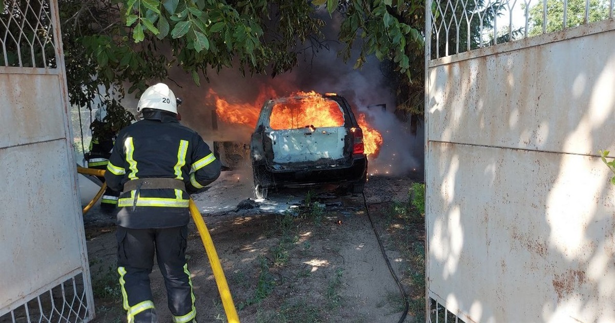 В Измаиле дотла выгорел автомобиль