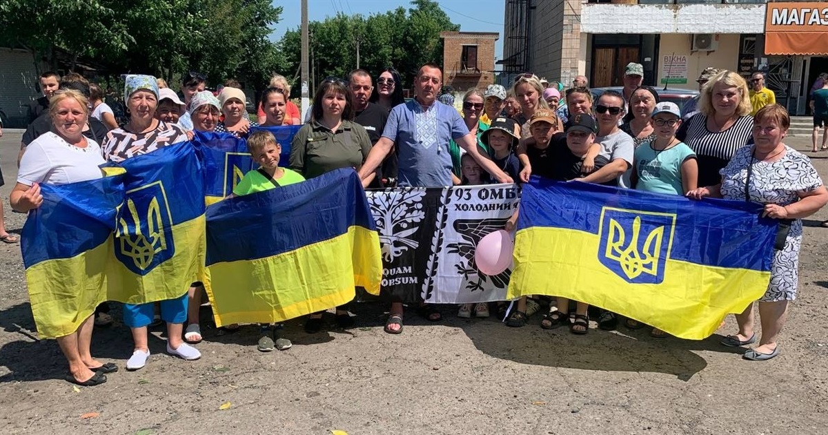 У Гайшині знову особлива подія: додому з полону повернувся односелець Анатолій Михайліченко