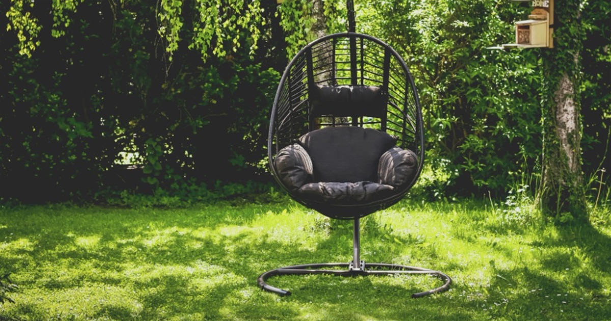 Огляд сучасних outdoor-матеріалів, які не бояться зливи та вітру