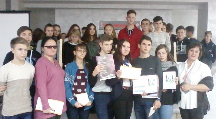Молодь Покровська говорить «стоп» насильству                     