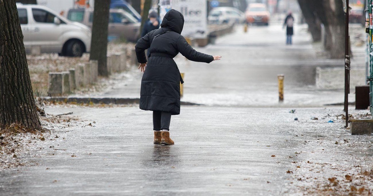 Як мінімізувати ризик травм на слизьких дорогах