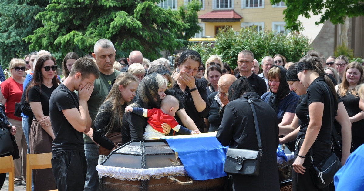 Чортківщина зустріла полеглого Героя Тарасовського Петра, котрий десять літ захищав Україну
