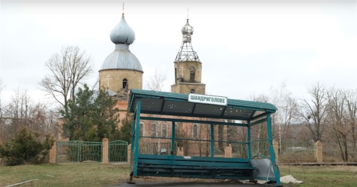 Окупанти, ймовірно, розстріляли сім’ю у Шандриголовому і взяли дівчинку у заручники. Що відомо