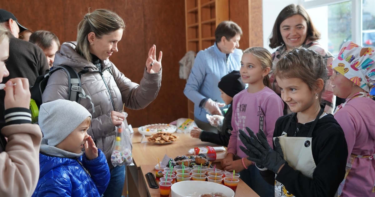 Масштабний благодійний ярмарок у Городоцькій початковій школі. На що витратять вторговані гроші