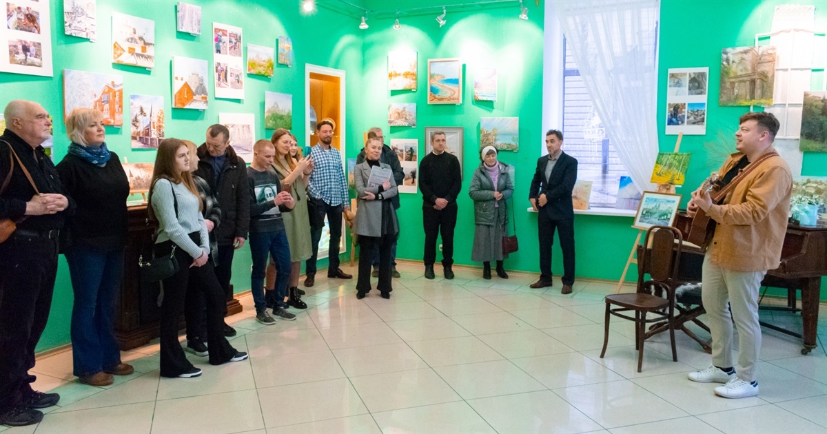 П'ятеро художників зі Жмеринки продають власні картини та збирають кошти для ЗСУ