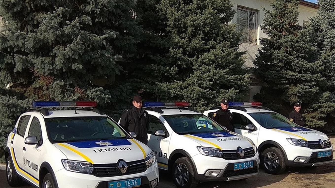 Поліція Біляївки отримала нові патрульні автомобілі