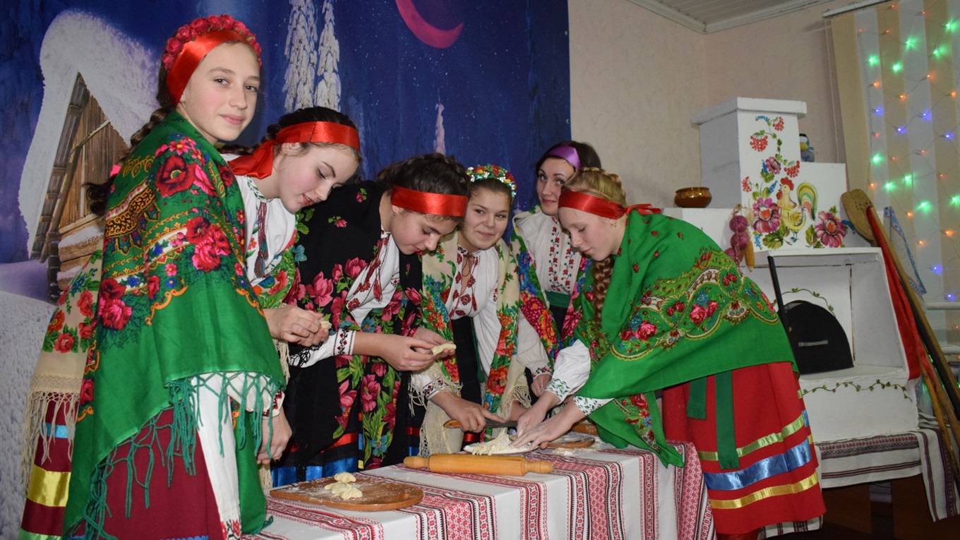 Як калиту пекти і вареники варити – навчав гурт "Мальва"