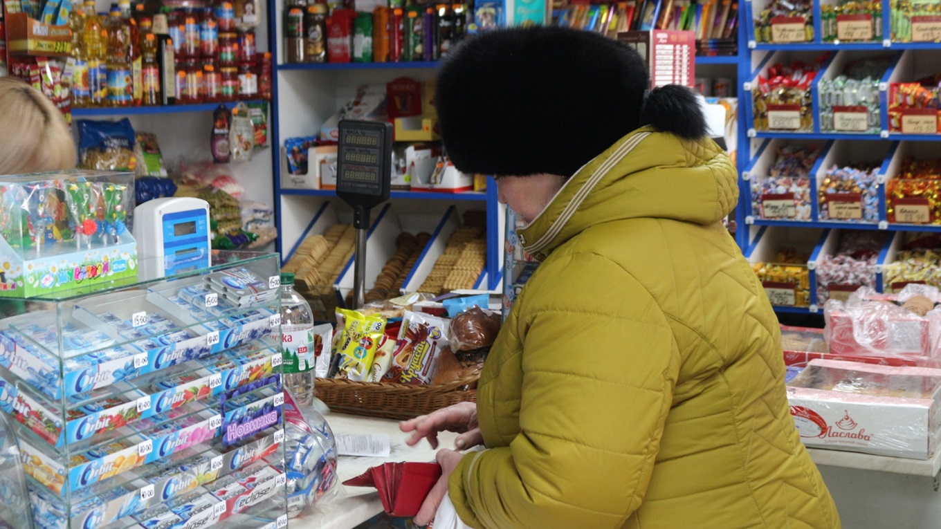 Опитування на вулиці: Що б ви купили за 200 гривень?