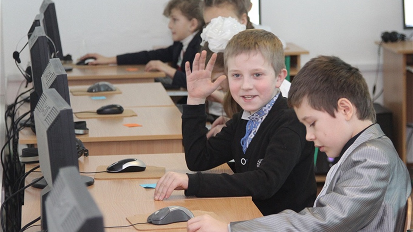 Перевернутий клас, замість уроків – пари: чим Городницька школа відрізняється від інших?