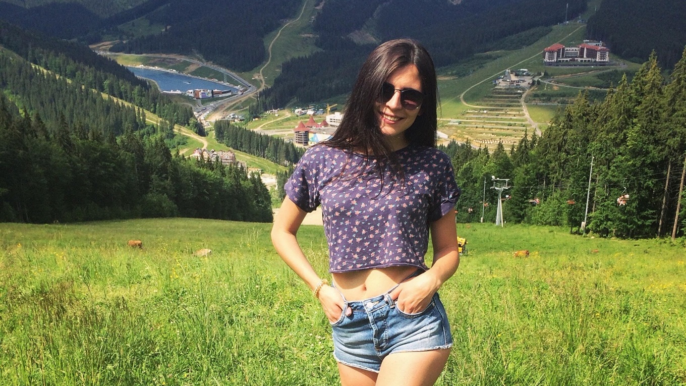 Калушанка бореться за звання Miss Travel Ukraine 2018. Їй потрібні наші голоси