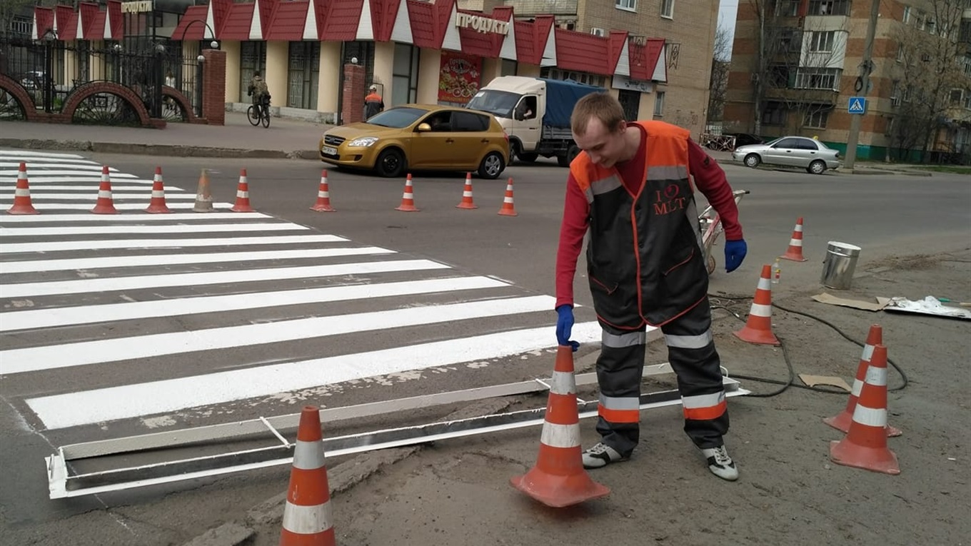 На каких дорогах свежие «зебры» появятся?