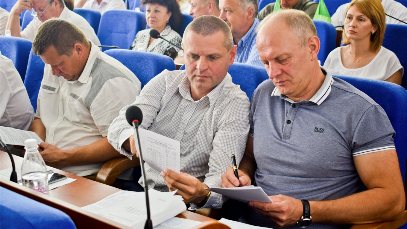 Плутанина з податками у Новограді: депутат заявив про підробку рішення міської ради