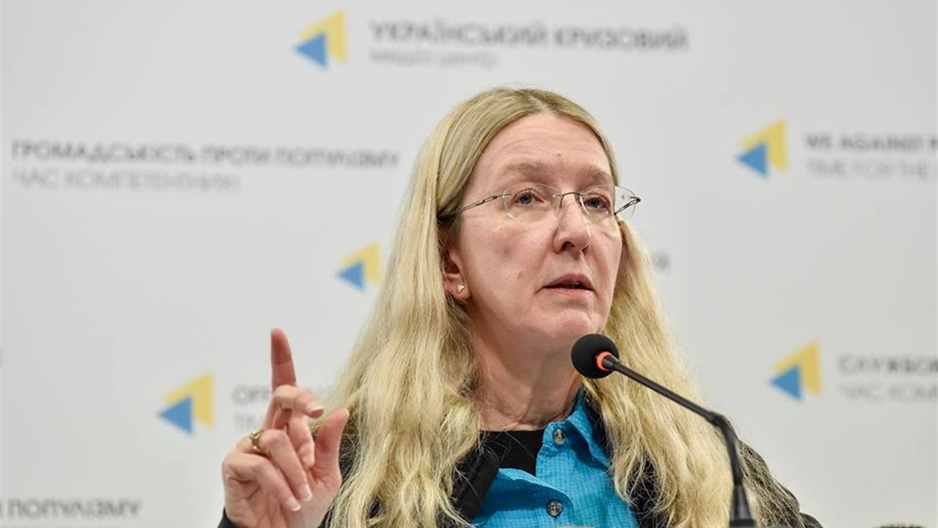 Супрун впечатлили ужасные дороги в Волновахском районе: где планируют ремонт