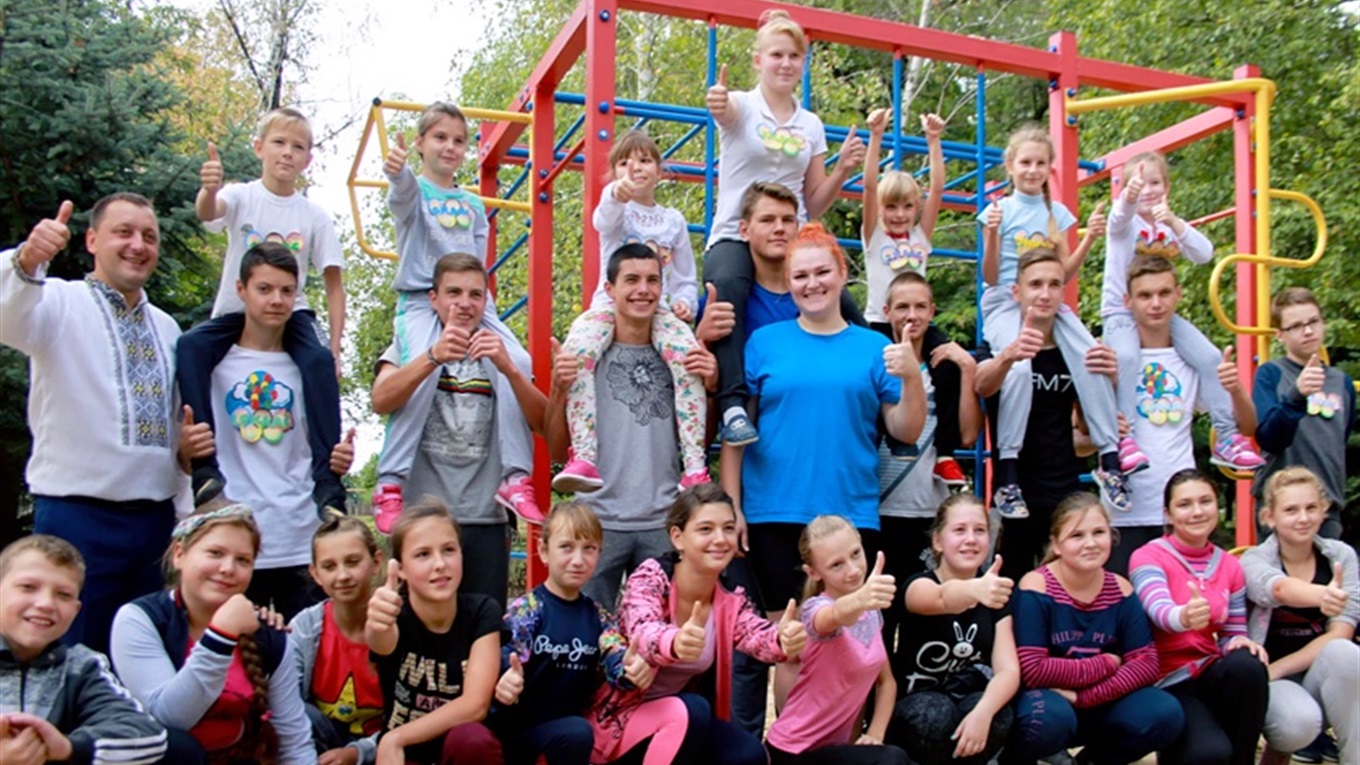 Школьники поселка Дружба собирают деньги на спортивную площадку