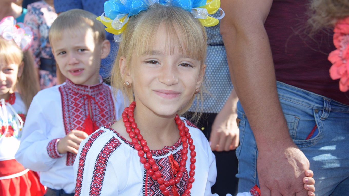 Перший дзвоник для школярів із села Привілля