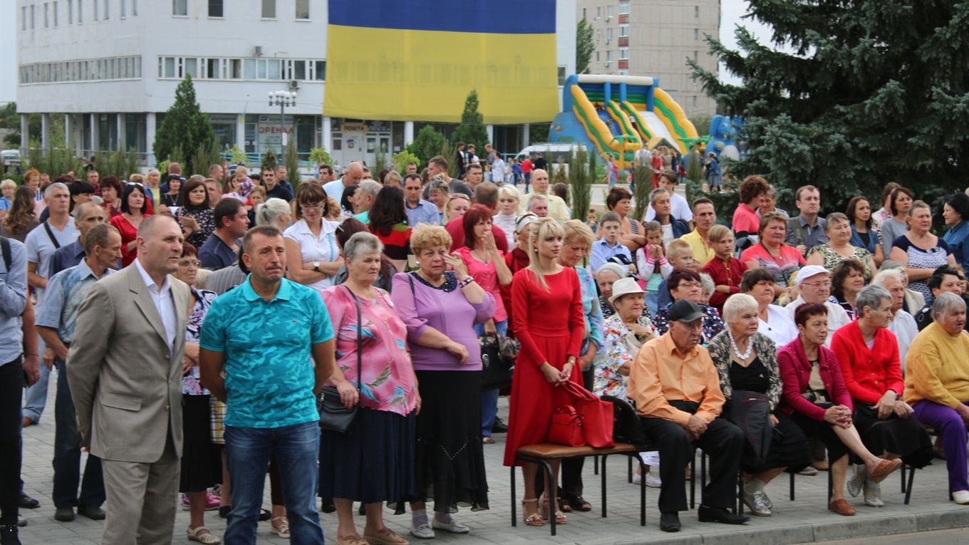 Попасная отметила 80-летний юбилей: яркие фото 
