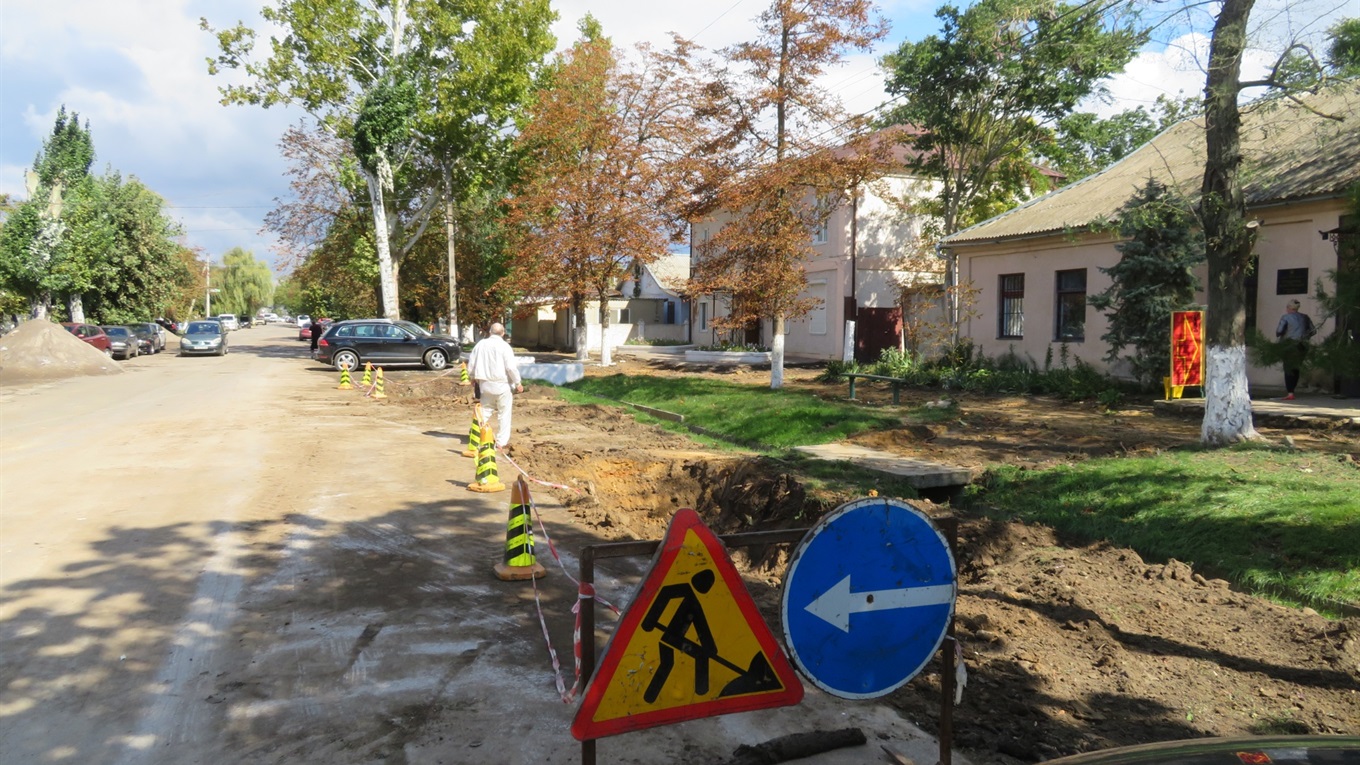 У зв'язку з ремонтними роботами у Біляївці обмежать рух транспорту: де і коли?