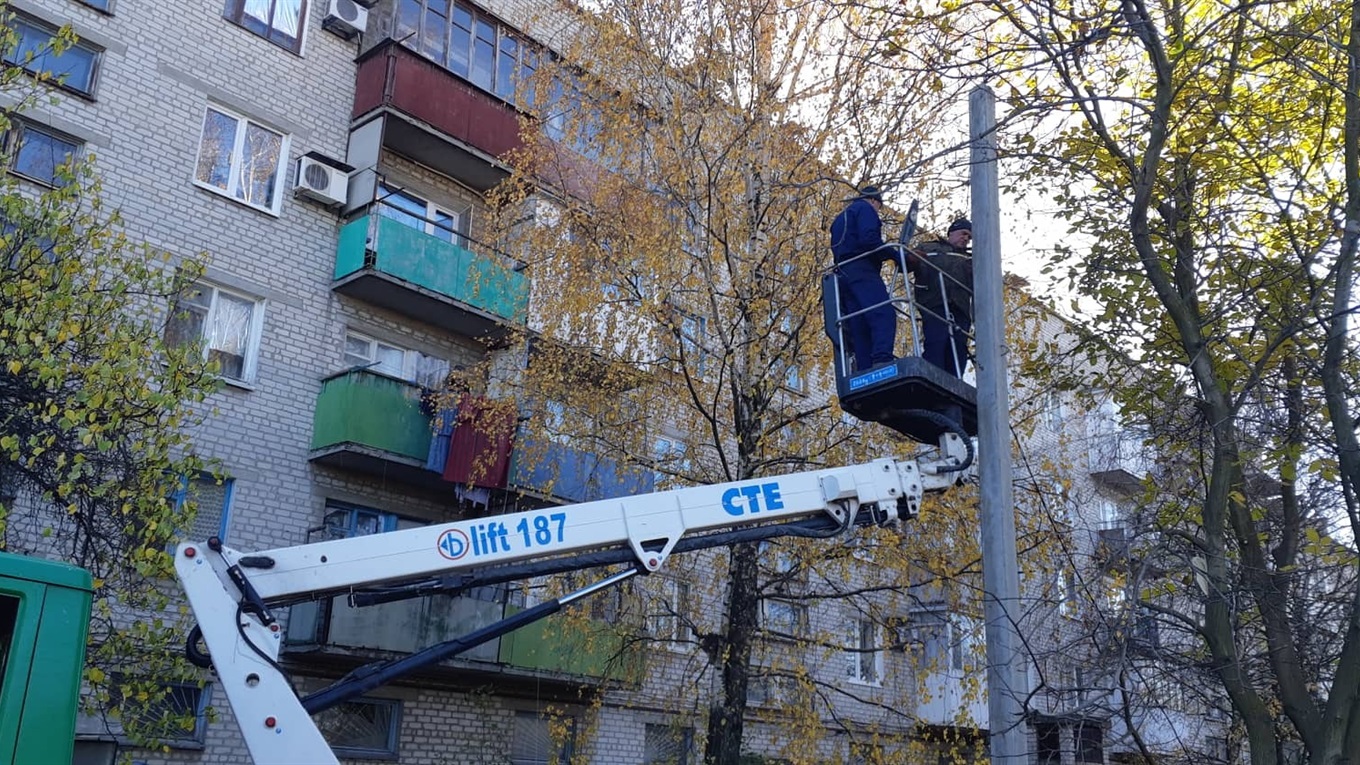 У Волновасі встановлюють вуличне освітлення