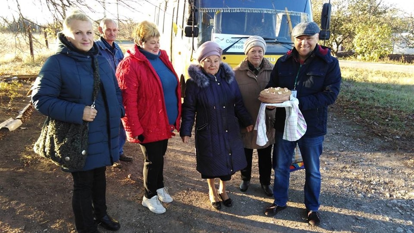 Соціальний автобус курсуватиме у Волноваському районі