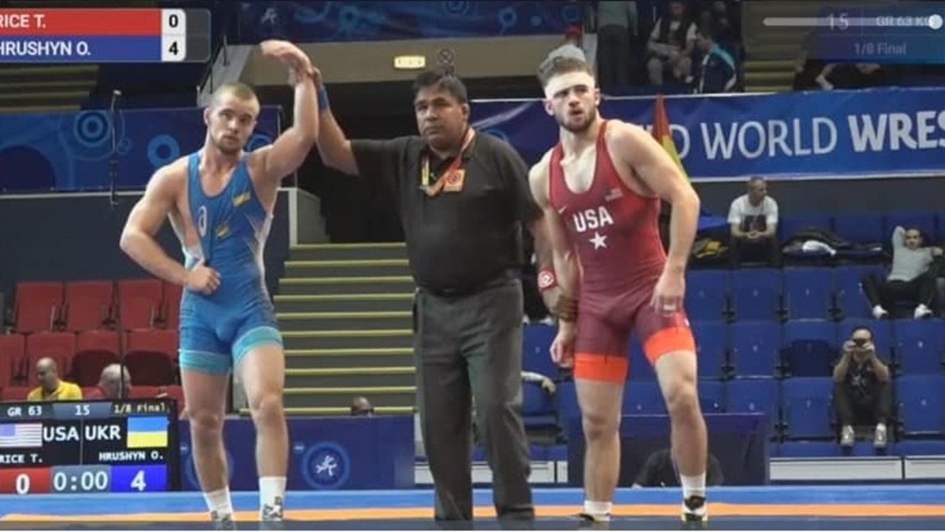 Олександр Грушин з Волновахи змагатиметься за бронзу на чемпіонаті світу з боротьби