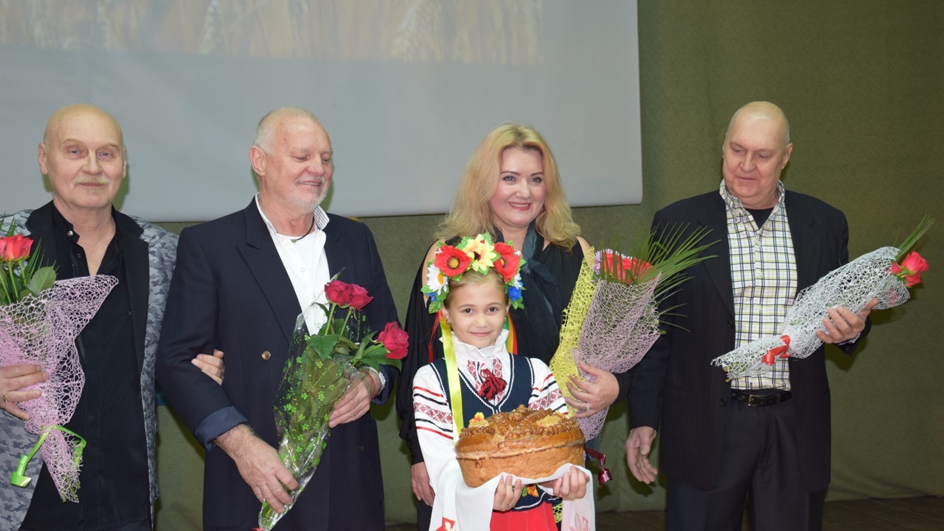 Група «Самоцветы» виконала для троїчан свої хіти та нові пісні