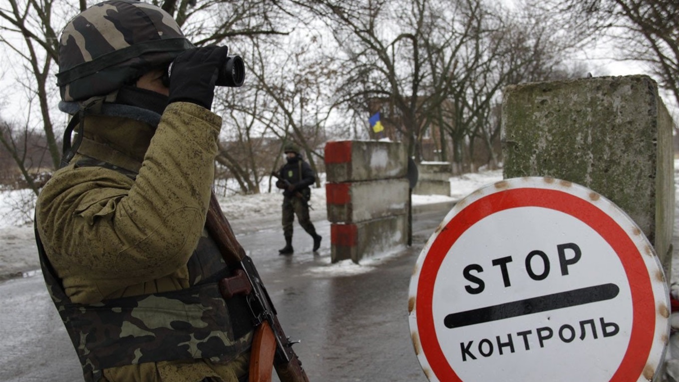Чому воєнний стан не вплине на життя волновасьців. Звернення командувача об'єднаних сил