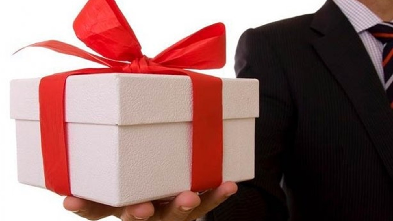Подарунки не під ялинку: що зміниться для українців у грудні