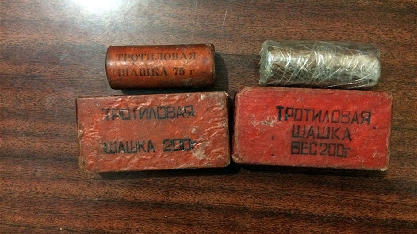 У Волноваському районі чоловік знайшов вибухівку на власному горищі 