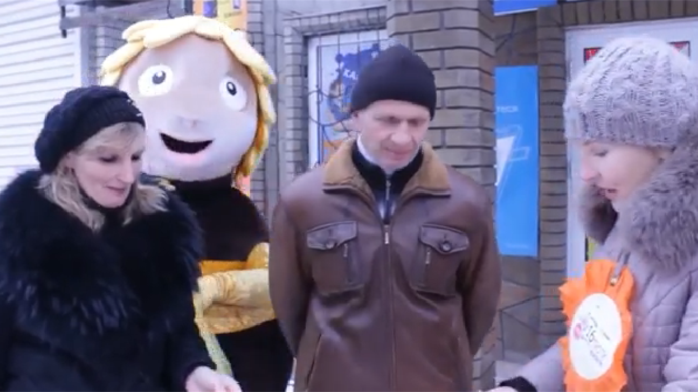 У Попасній провели незвичайну вуличну акцію: відео