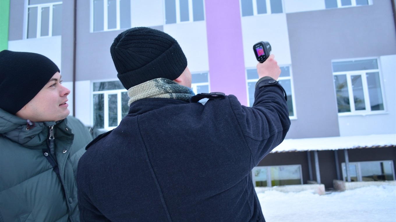 Європейці перевірили якість утеплення шкіл і садочків у Жмеринці