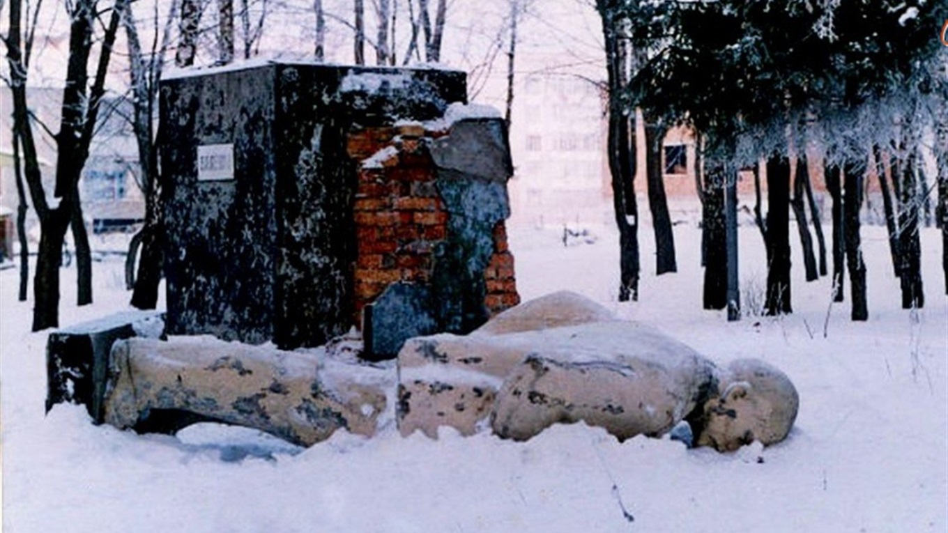 Старі і нові пам'ятники Старокостянтинова. Що ви про них  знаєте?