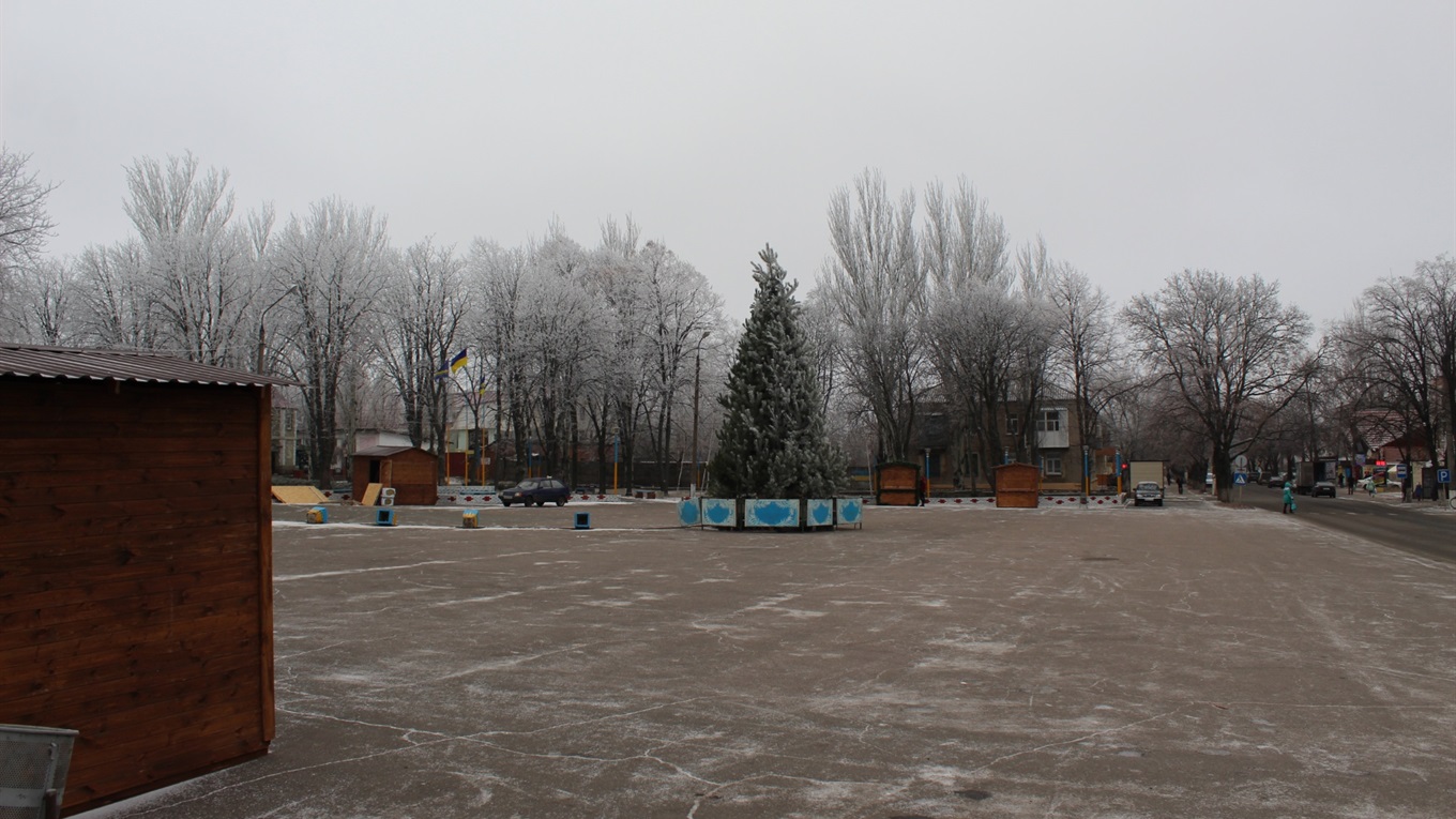 Коли відкриття ялинки та різдвяного ярмарку у Волновасі