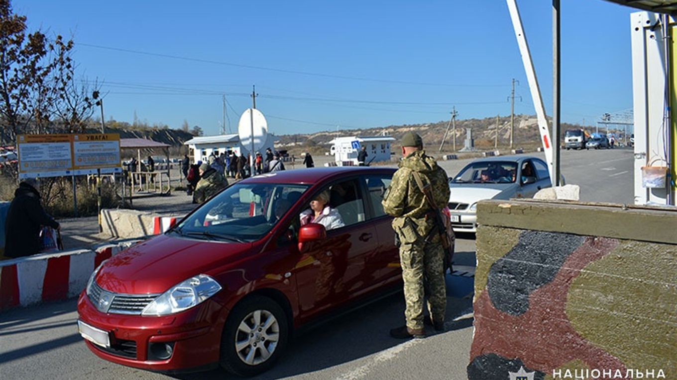 Жінка, яка працювала у виправній колонії “ДНР”, добровільно здалась волноваській поліції