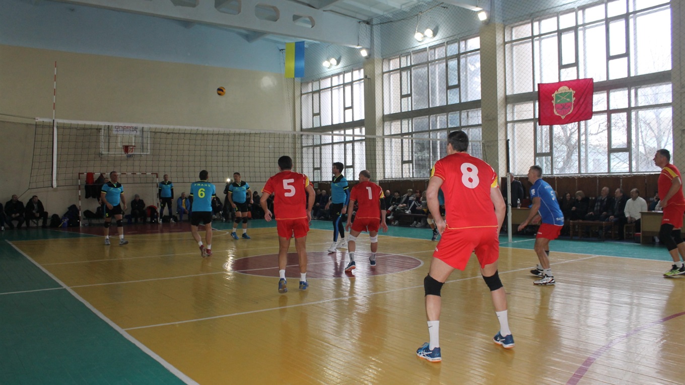 У Гуляйполі відкрили XVII турнір з волейболу серед ветеранів на кубок «Водолія»