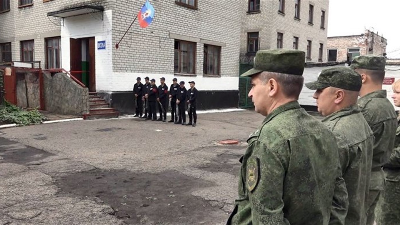 Передаем в 5 цитатах атмосферу в колониях на неподконтрольной территории 