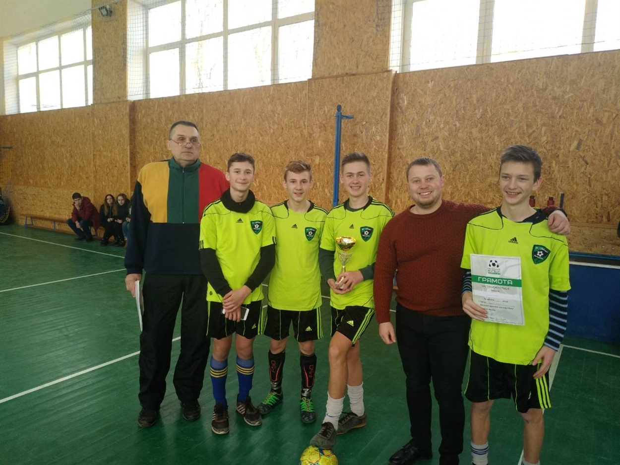Команда «Макошине» – переможці у турнірі 9–11 класів