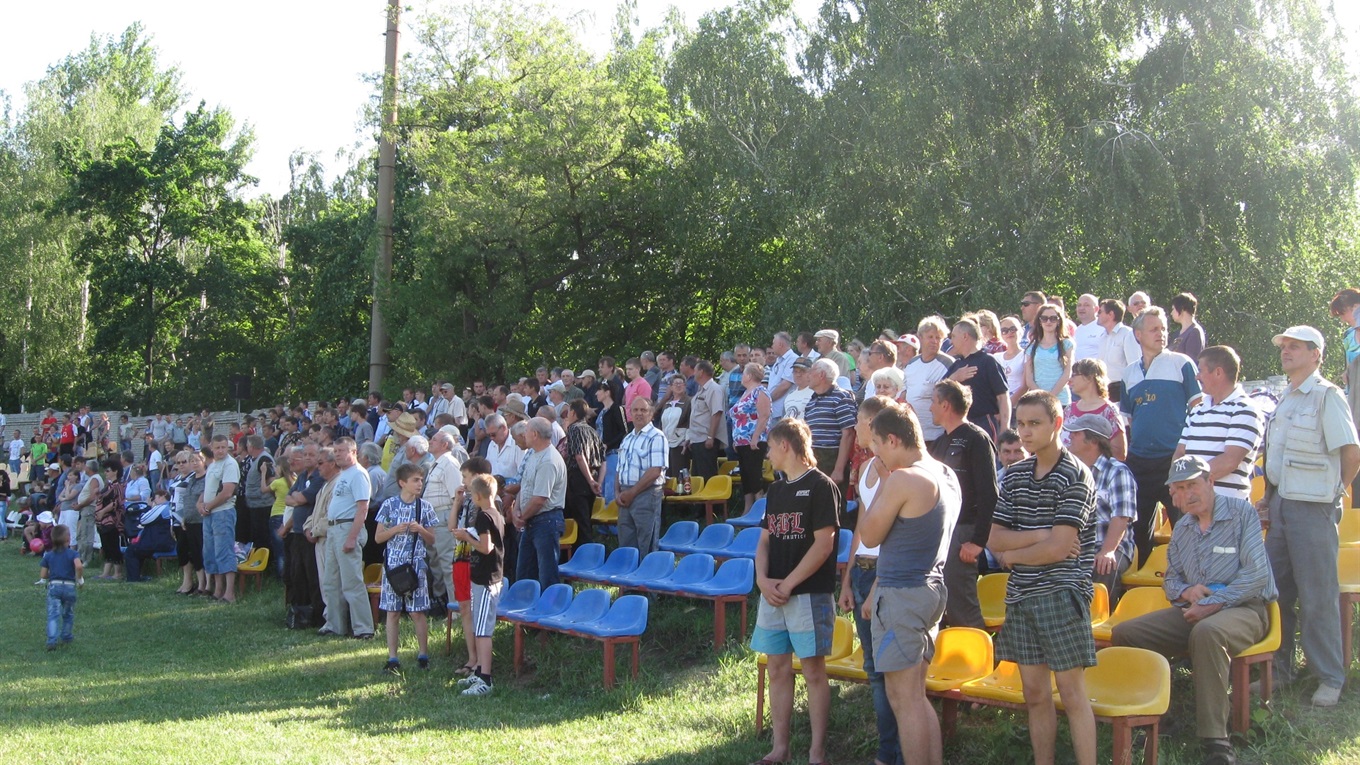 В Попасной хотят отремонтировать стадион