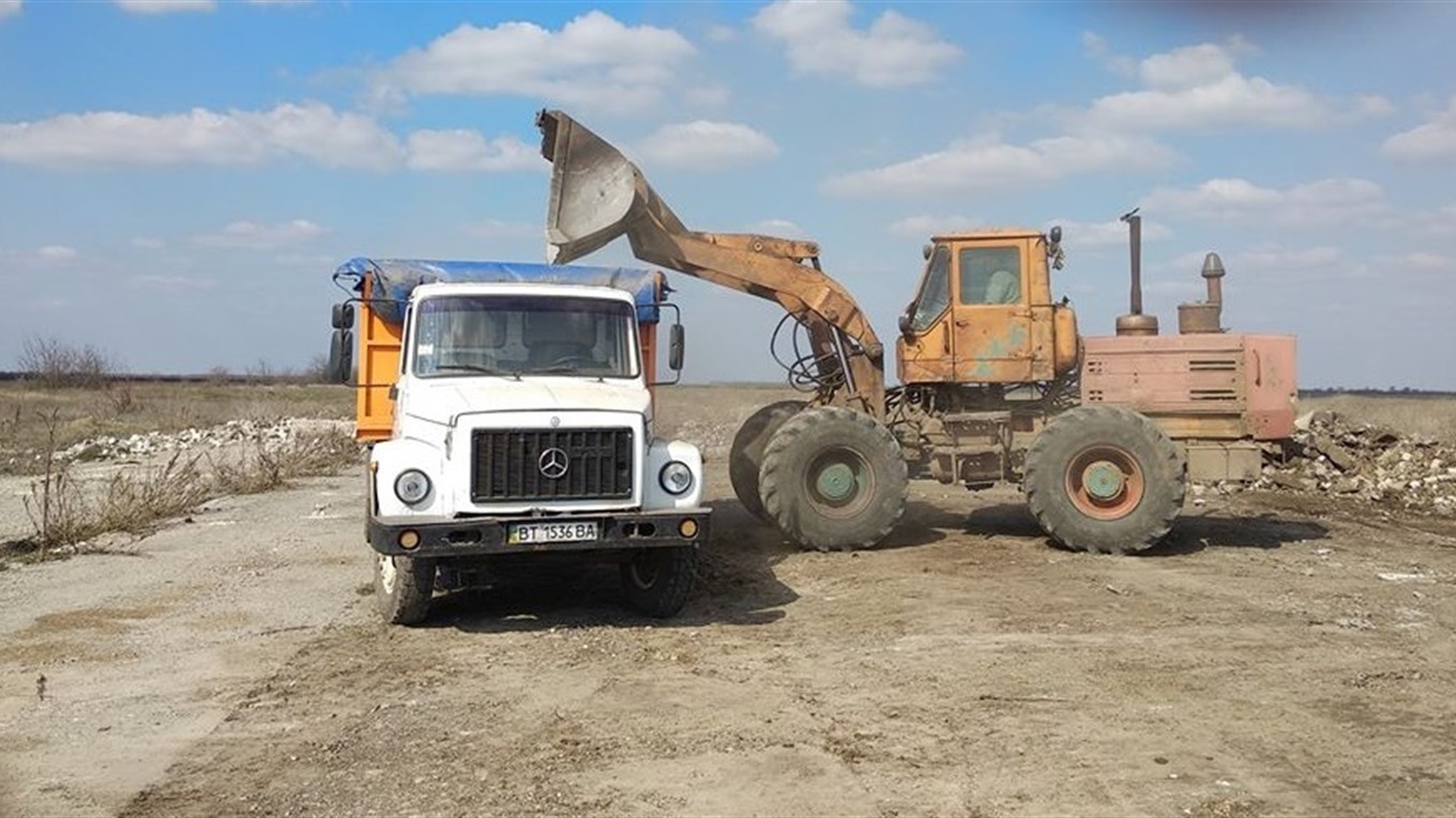 Взяли і зробили: як першопокровчани самі відремонтували дороги