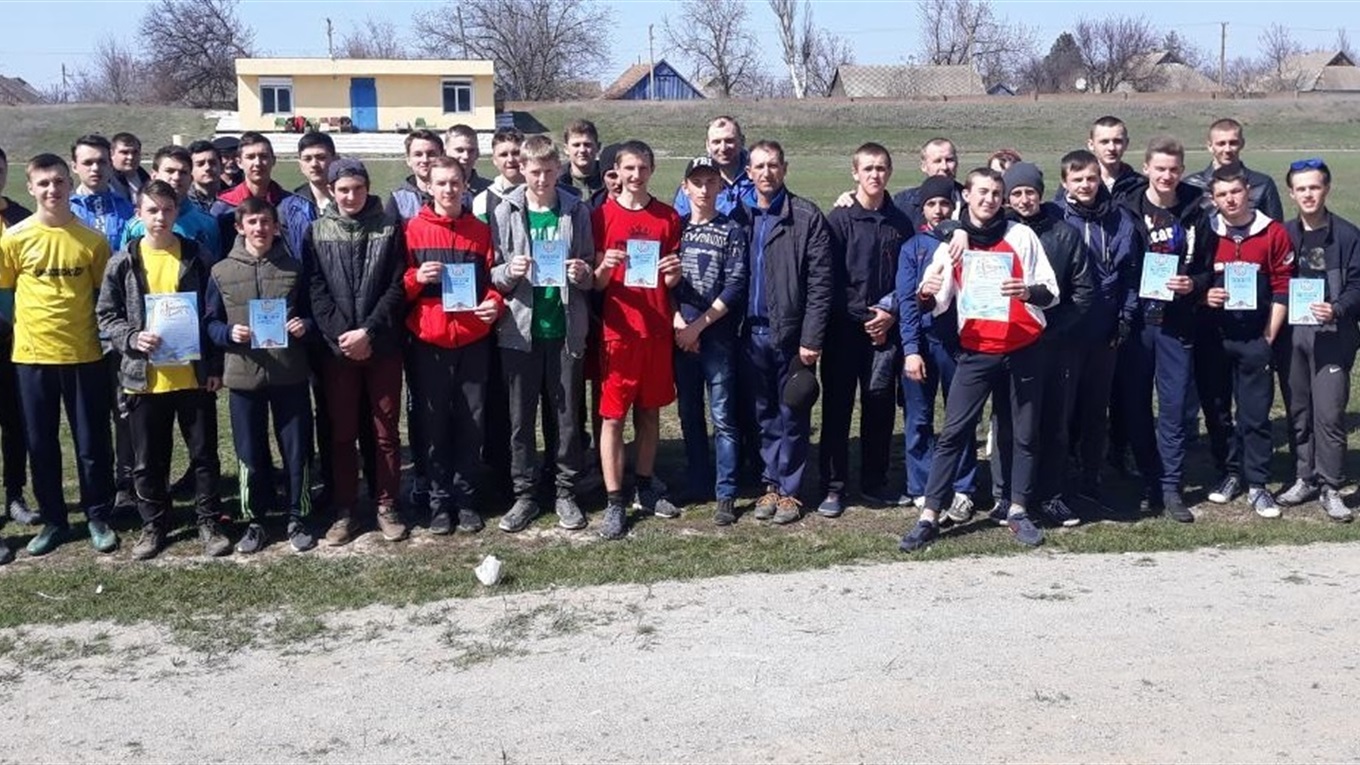 Допризовники Сірогозщини змагалися з військово-прикладного п’ятиборства