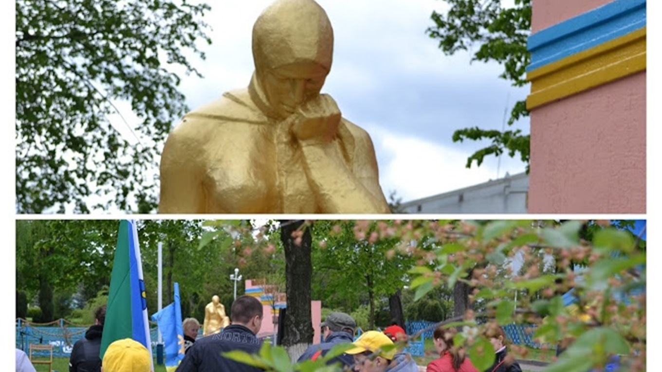 Володимиреччина  до Дня пам’яті і примирення проводить з 2015 року велопробіг «Маки пам’яті»