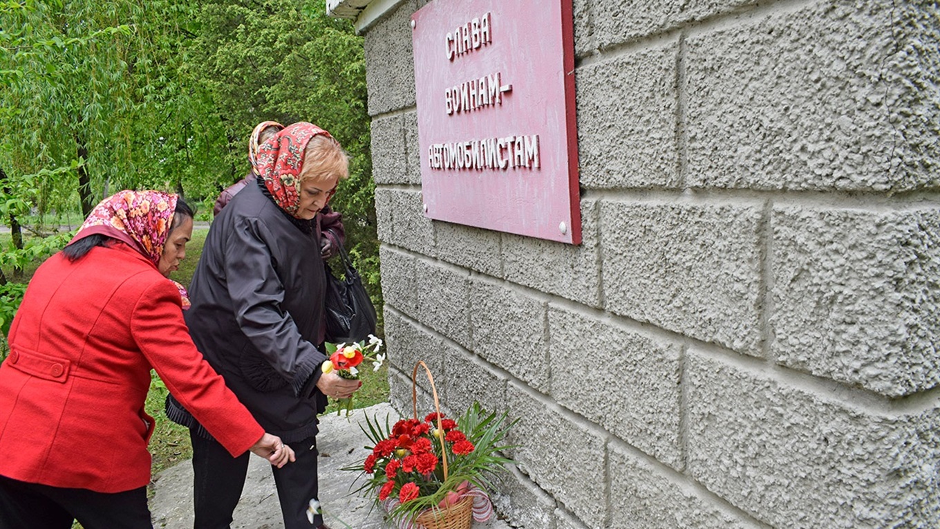 Більше 10 тисяч воїнів поховано на братських могилах у Жмеринці