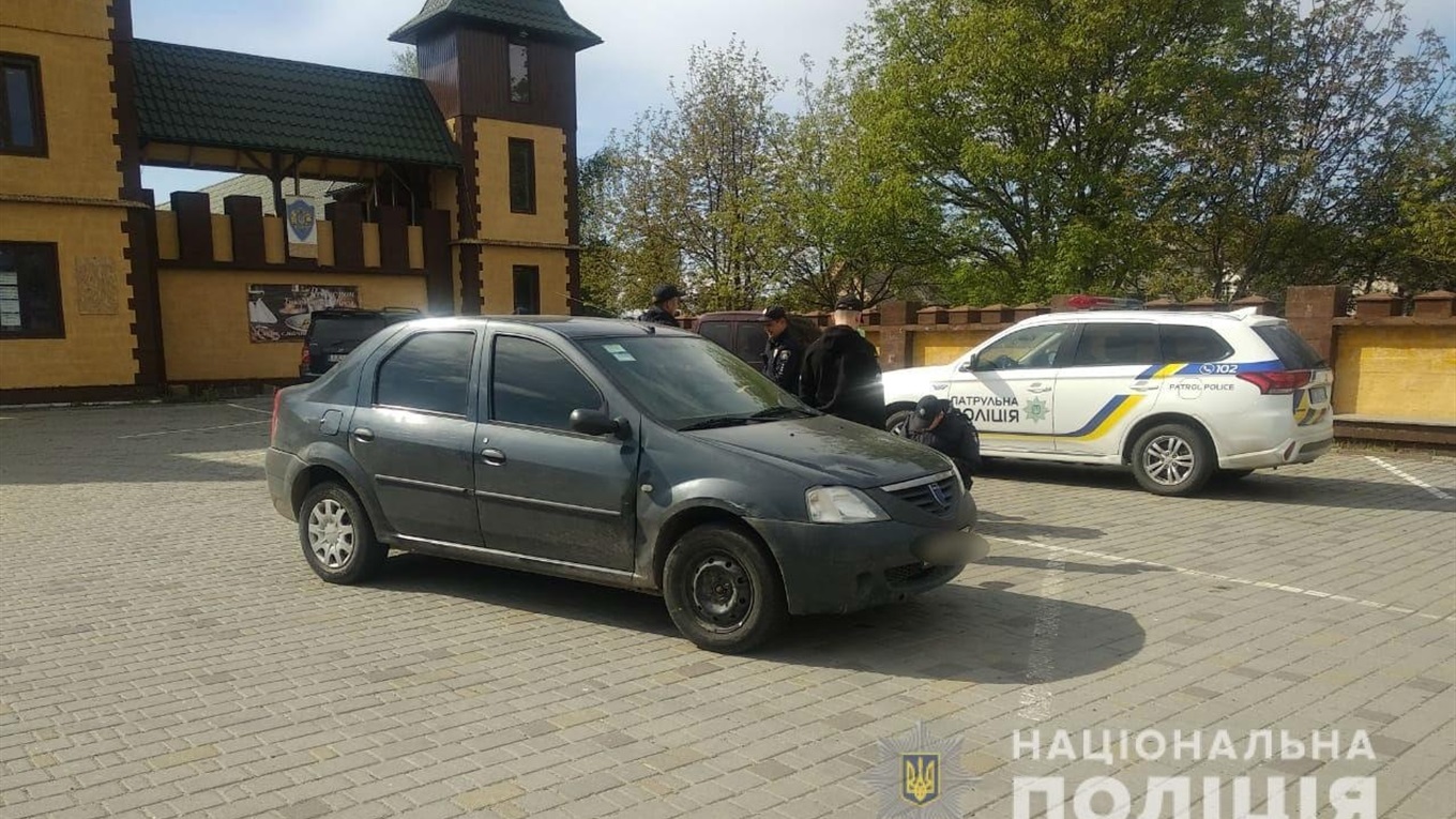 Семирічний хлопчик потрапив під колеса легковика в Реваківцях